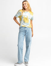 Load image into Gallery viewer, Hurley - Coastal Vibes Tie Dye Cropped
