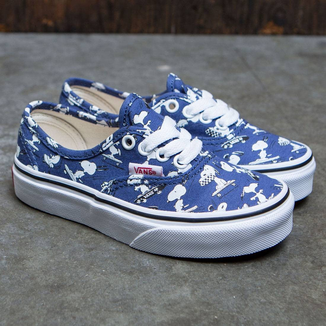 Vans - (Peanuts) Snoopy/Skating