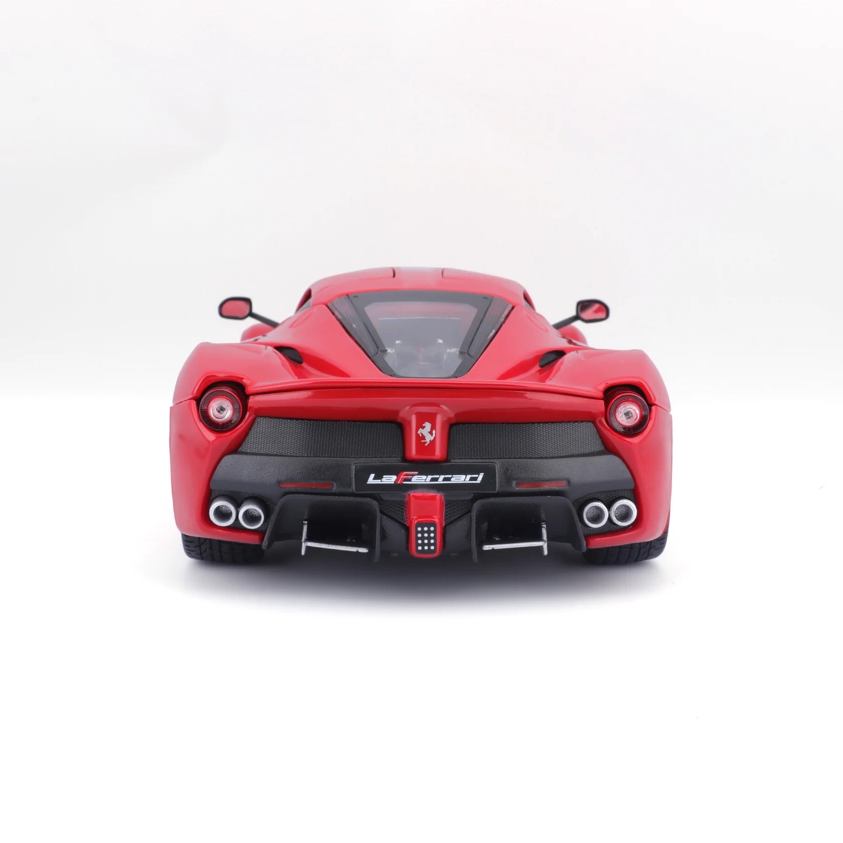 Bburago -  Ferrari LaFerrari 1:18 Scale Die-Cast Model Car