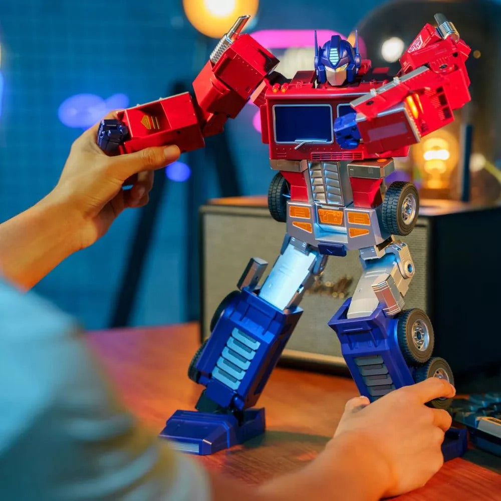 Robosen - Transformers Optimus Prime Elite Auto-Converting Robot