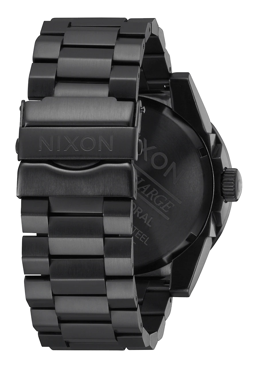 Nixon - Corporal SS