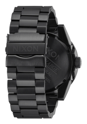Nixon - Corporal SS