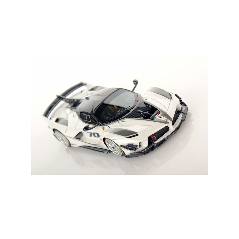 Bburago -  2017 Ferrari FXX-K EVO #70 Ferrari Racing 1:43 scale