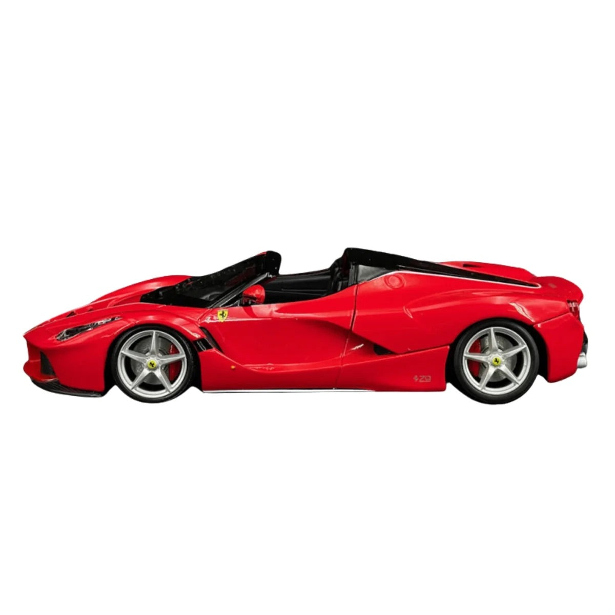 Bburago -  2016 Ferrari LaFerrari Aperta 1:24 Scale Die-Cast Model Car