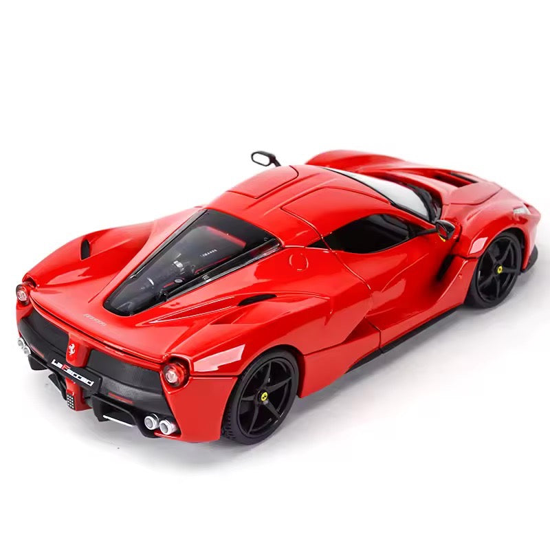 Bburago -  Ferrari LaFerrari 1:18 Scale Die-Cast Model Car