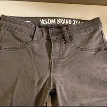 Load image into Gallery viewer, Volcom - Liberator Legging (DPB)
