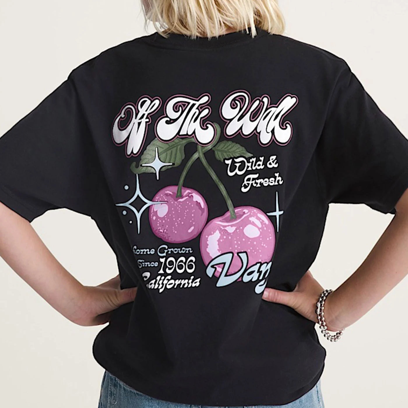 Kids-Cherry-Shack-TShirt-VANS-23424_1400x_88539f16-8765-4b17-9782-95c5b01d6133.webp