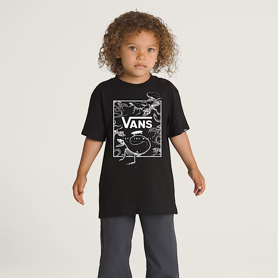 Little-Kids-Dino-TShirt_2_db4feec0-74d5-41df-b97e-83aacc78c835.png