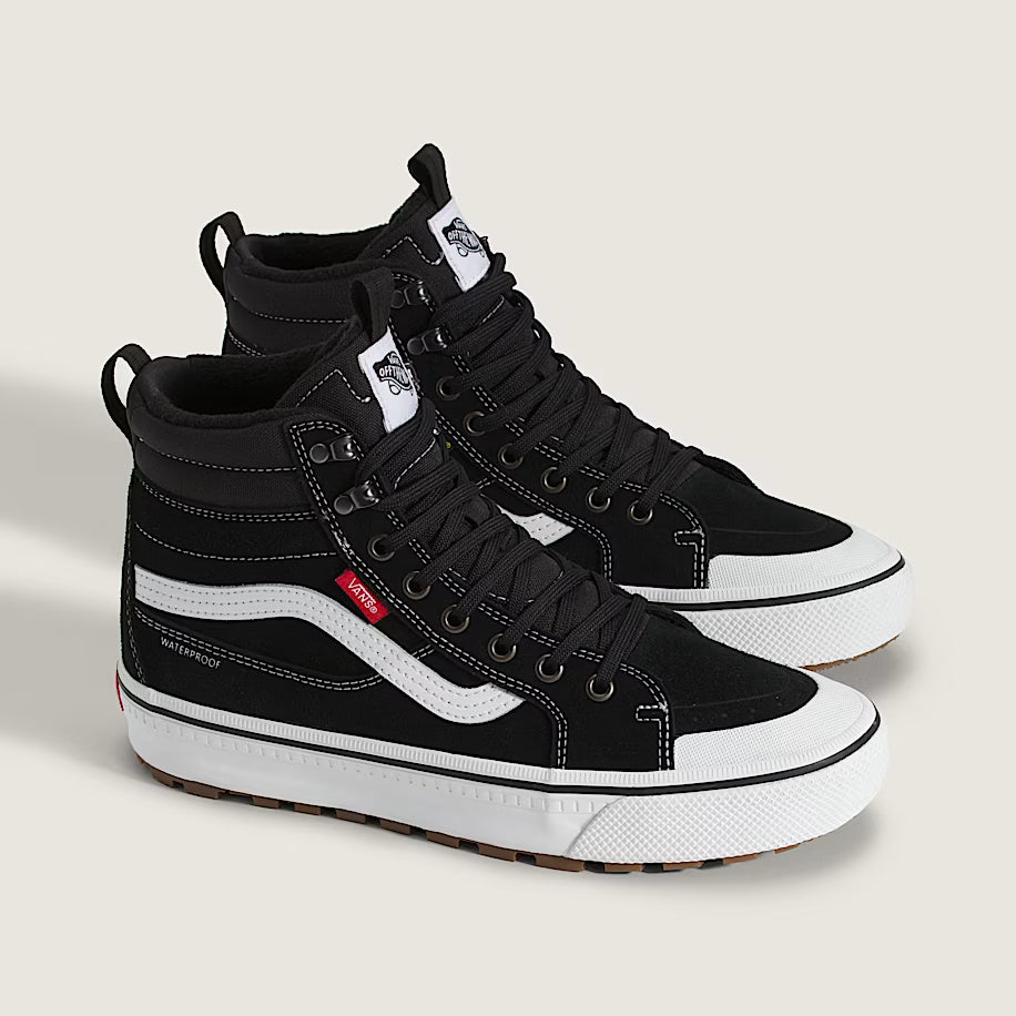 Sk8Hi-Waterproof-Insulated-Shoe-VANS-Black-White-ALT1.avif