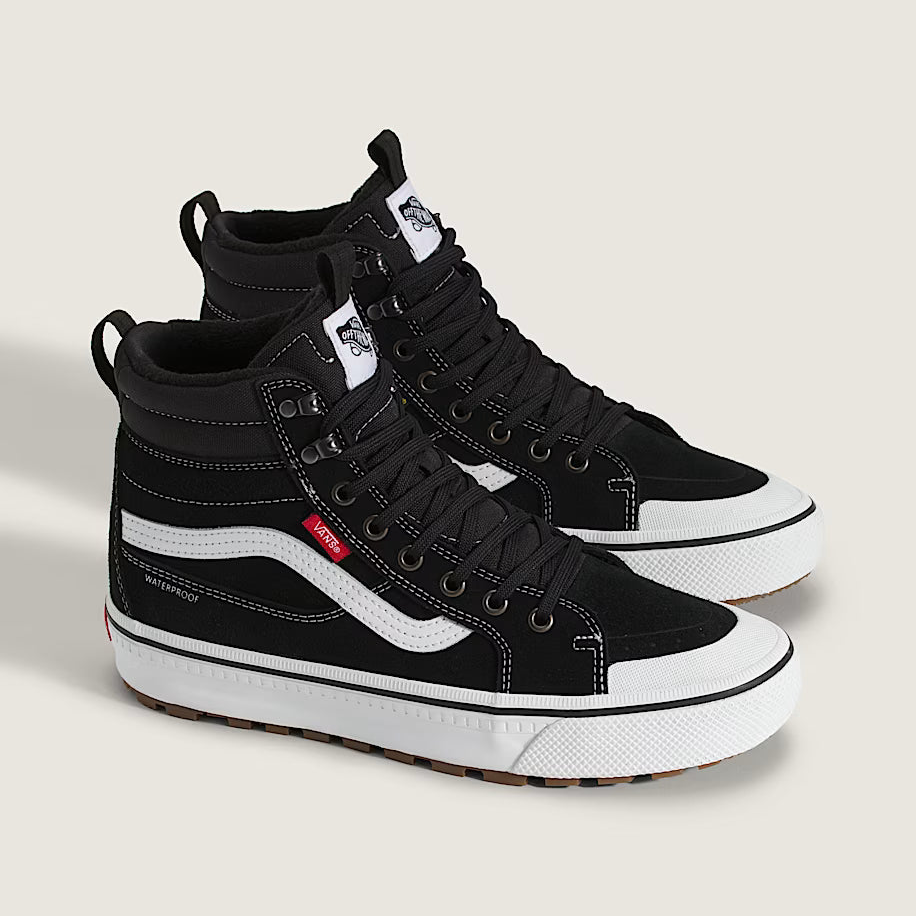 Sk8Hi-Waterproof-Insulated-Shoe-VANS-Black-White-ALT1.png