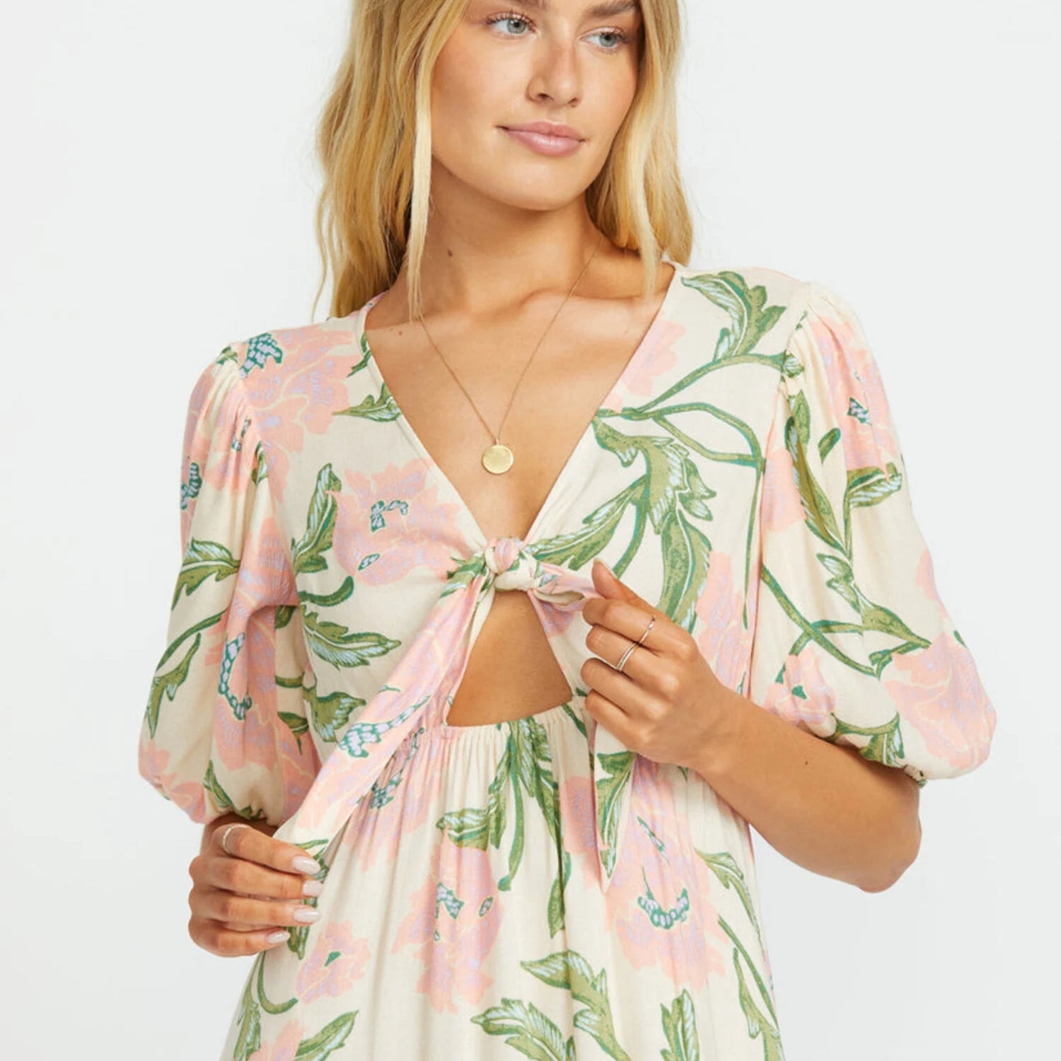 billabong-billabong-night-fall-maxi-dress_2_eb9a179a-1676-49c1-a8bc-408418625c5b.webp
