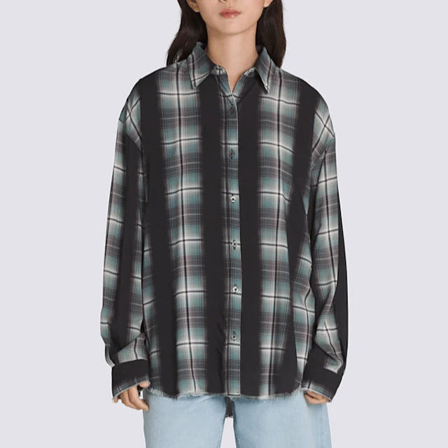 https___assets.vans.com_images_t_Thumbnail_v1739986634_VN000MN1BLK-HERO_Gillian-Plaid-Button-Up-Shirt.png_640x_c9e7c4b4-295c-4e51-aaf6-14a8be5114da.webp