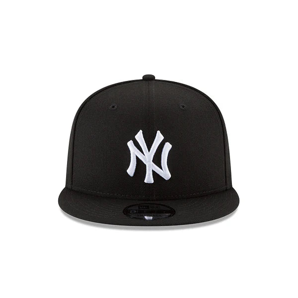 new-york-yankees-mlb-new-era-men-s-9fifty-black-white-snapback-30505422061673.webp