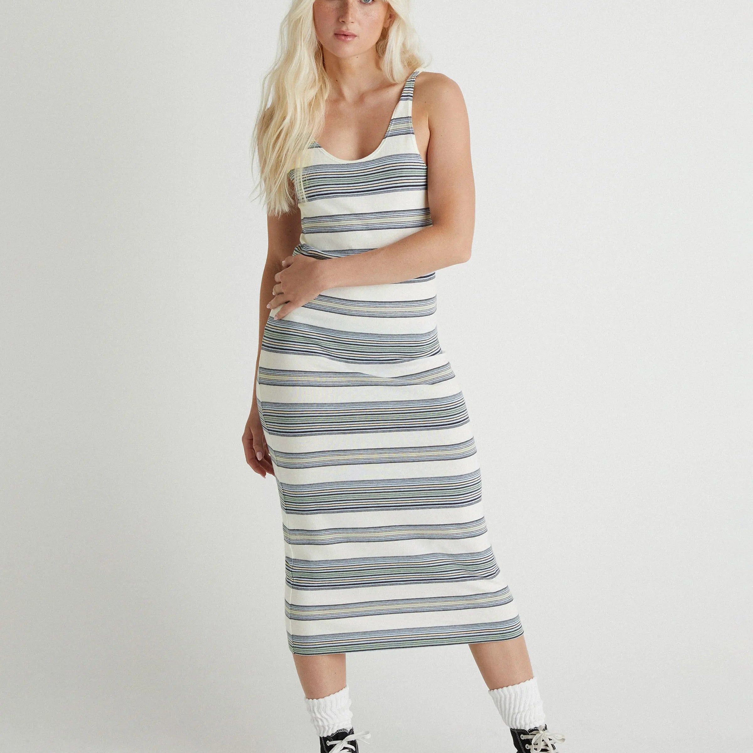 tfu00035_off_white_1.webp