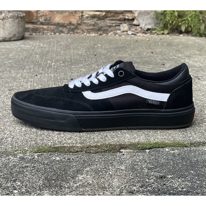 Vans - Gilbert Crockett