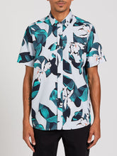 Load image into Gallery viewer, Volcom - Cut Out Floral S/S
