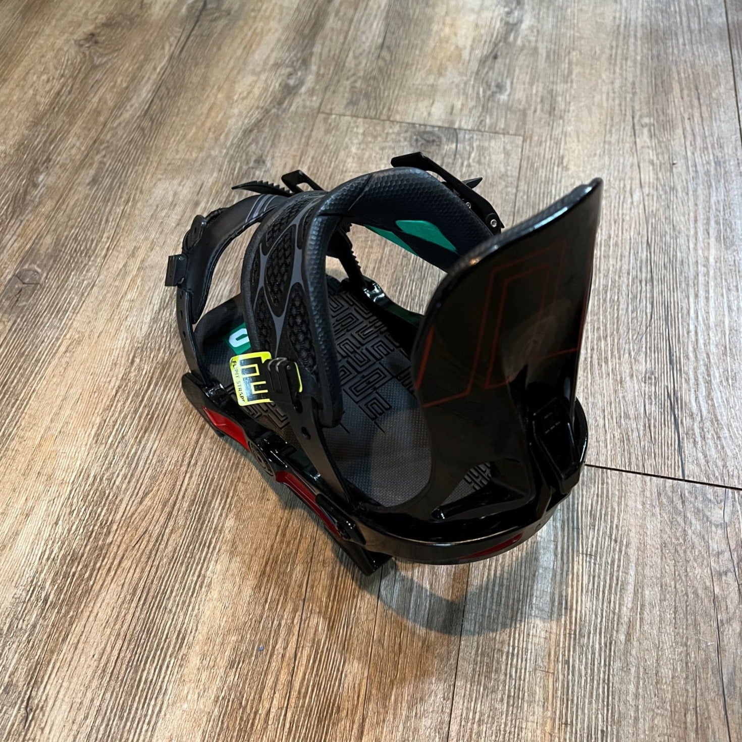 NOW - Select Snowboard Bindings (Black/Red)