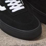 Vans - Gilbert Crockett